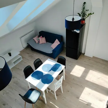 Ceglana Kamienica Nad Wisla