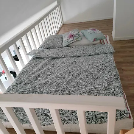 Ceglana Kamienica Nad Wisla *